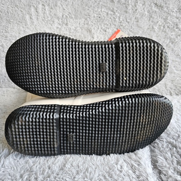 Hunter Cream Winter & Rain Boots - Picture 5 of 13